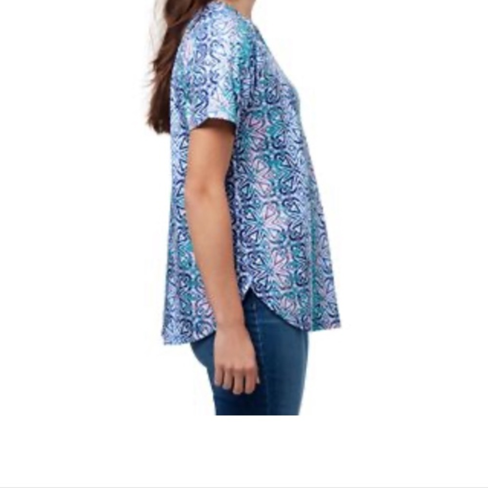 Short Sleeve Women's Tee with Sequined Size Medium - Picture 2 of 6